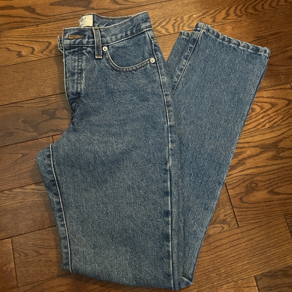 GUESS JEANS